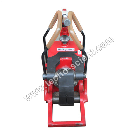 हाइड्रोलिक कंडक्टर कटर