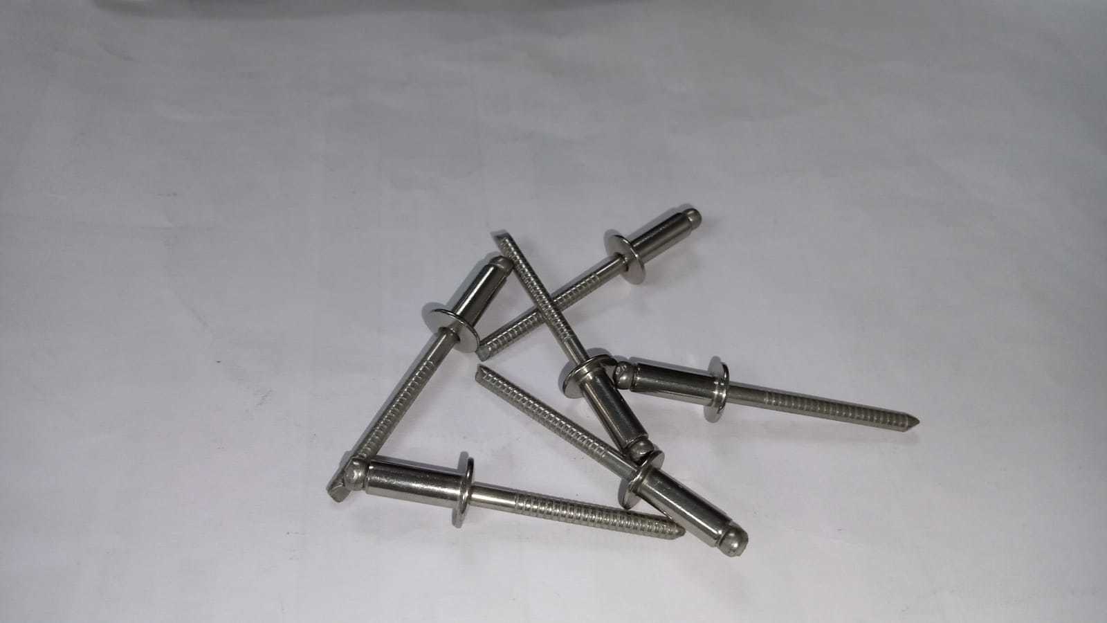 Blind Rivets - Aluminum & Steel, 1/8 To 3/16 Inches Sizes, Corrosion Resistant, Light Weight, Easy To Fix With Dome Head Design