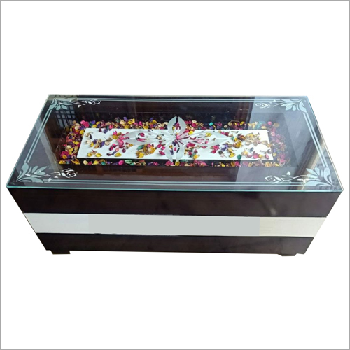 लकड़ी का सेंटर टेबल