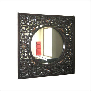 लकड़ी के दर्पण के फ्रेम