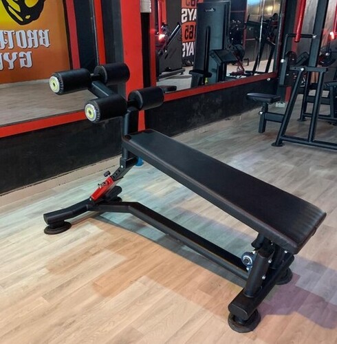 एडजस्टेबल एब्डॉमिनल बेंच एप्लीकेशन: सहनशक्ति