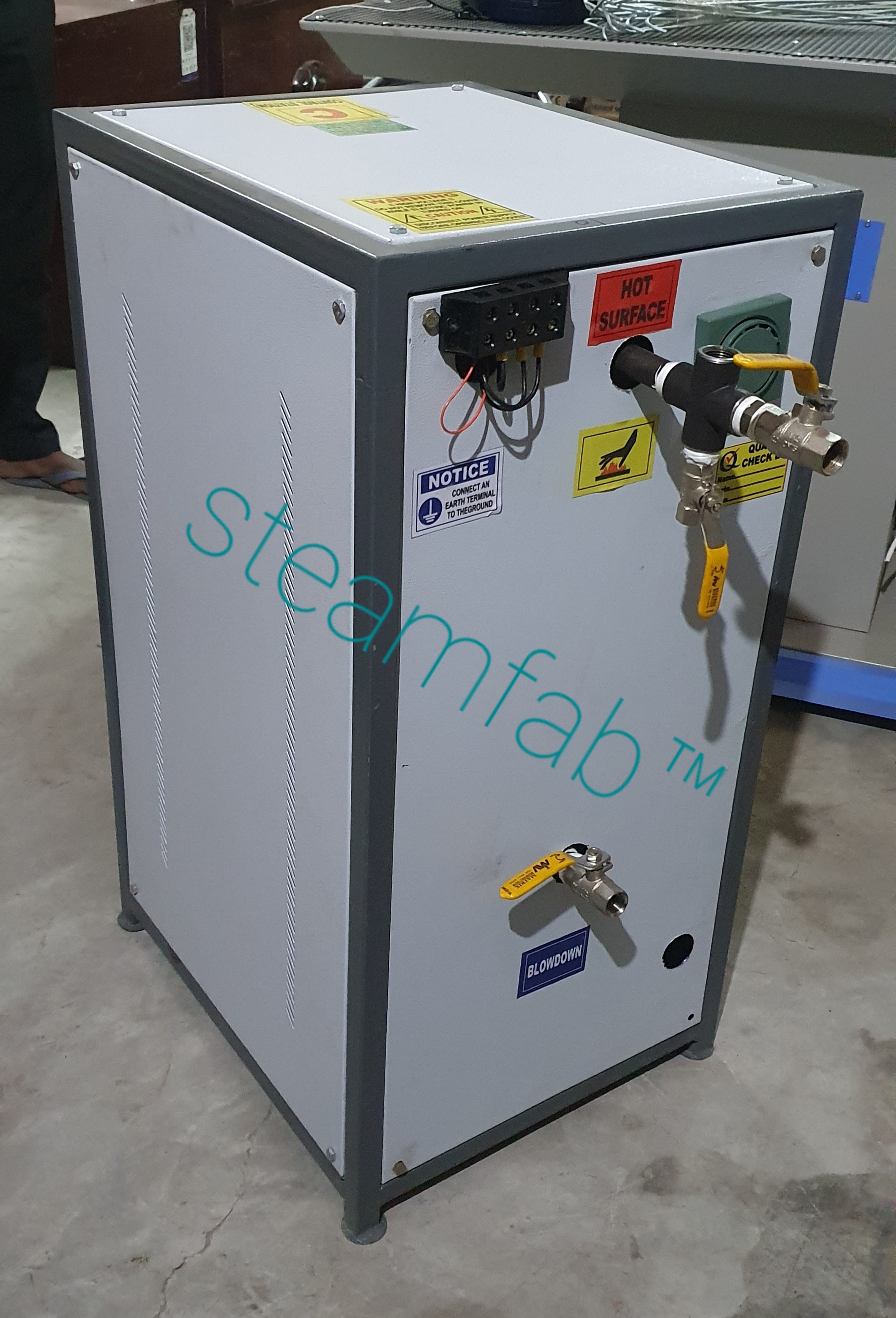Electric Steam Boiler Esg-18p Capacity: 25 Kg/hr