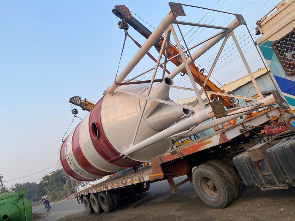 Double Discharge Silo - Stainless Steel, Air-tight Bulk Storage For Concrete | 1 Year Warranty, Powder Coated For Corrosion Resistance