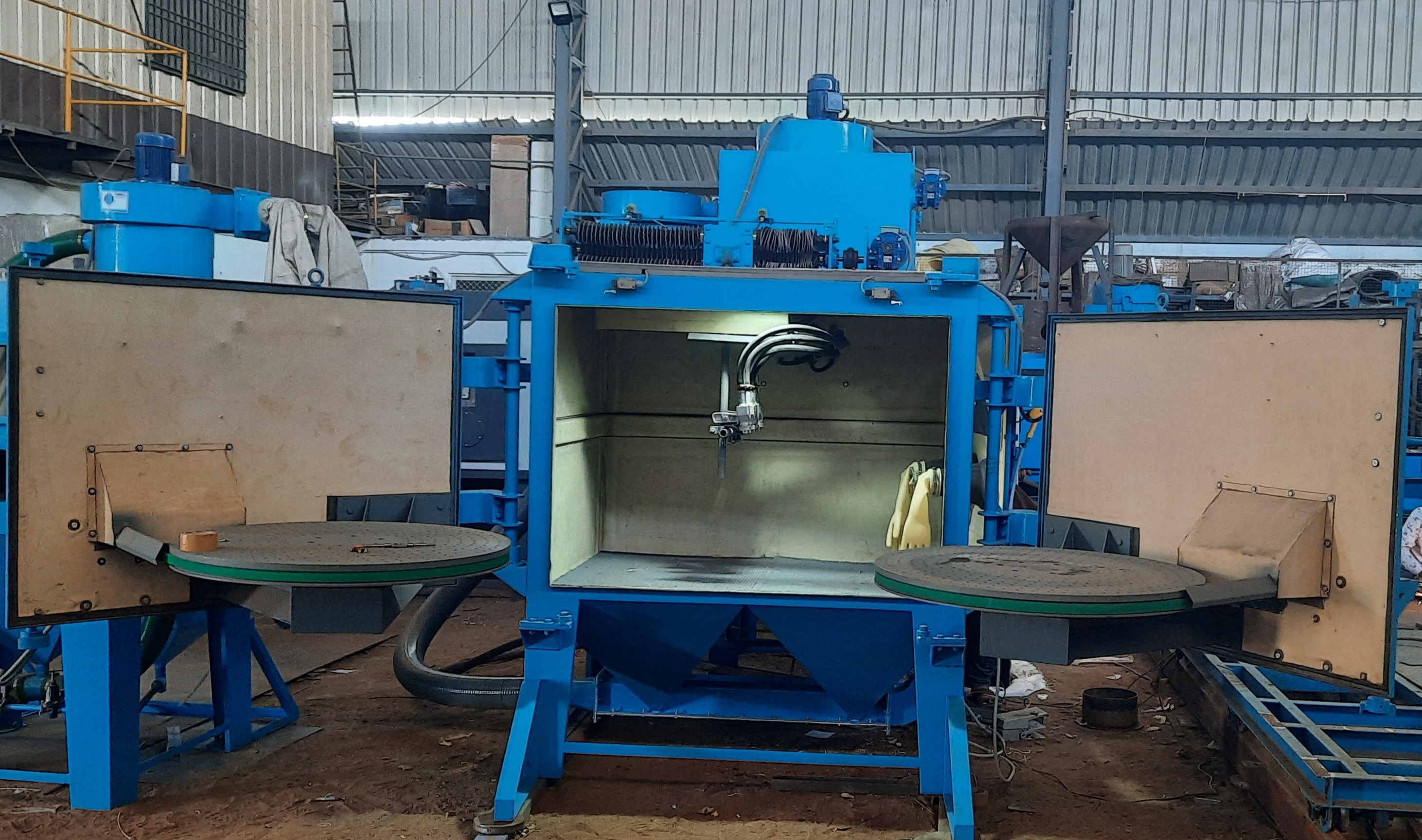 Swing Table Type Shot Blasting Machine Dimension(l*w*h): 2500x2500x3000 Millimeter (Mm)