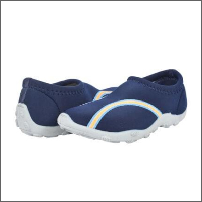 फैब्रिक 6X10 ब्लू फैंसी स्लिप ऑन शूज़