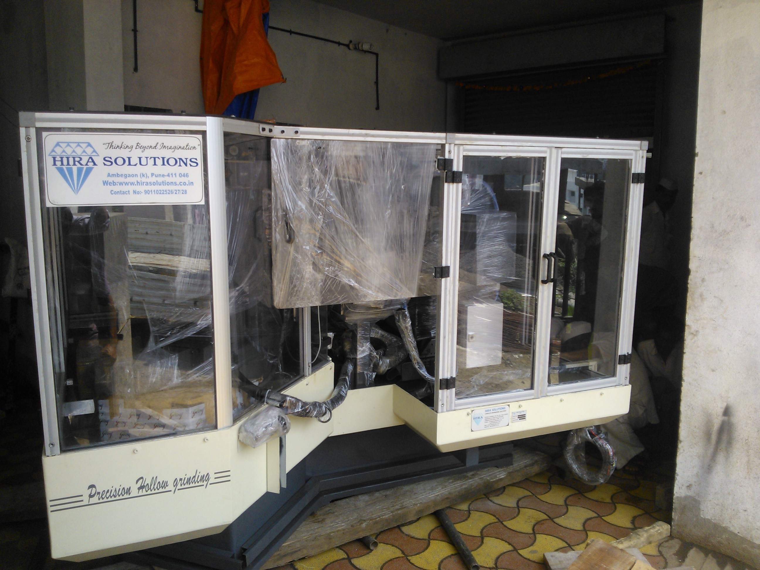 Hollow Grinding Machine - Automatic Grade: Automatic