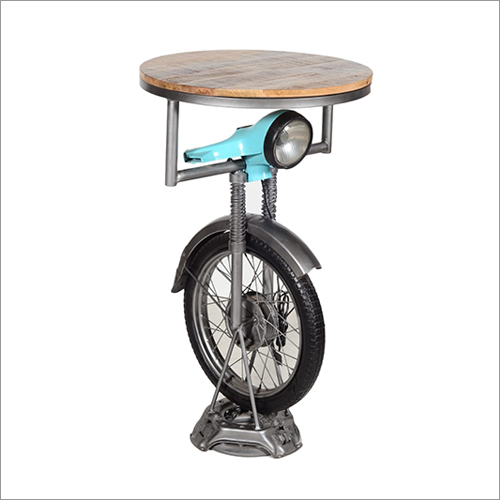 Fancy Cafe Table - Color: Brown