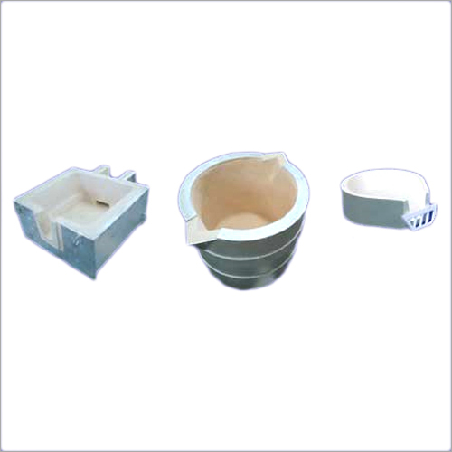 Metal Transfer Ladle - Cast Iron, 0-2 Tons Capacity | Heat Insulated, Manual Operation, Easy To Handle, New Condition, Silver And Cream Finish