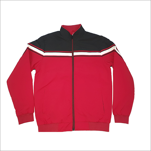 अलग-अलग रंगों में उपलब्ध मेन ज़िपर लॉन्ग जैकेट