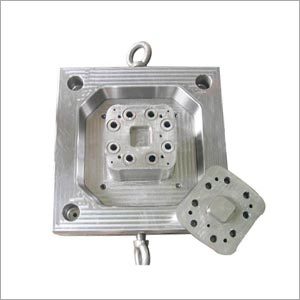 प्लास्टिक की टोकरी मरो