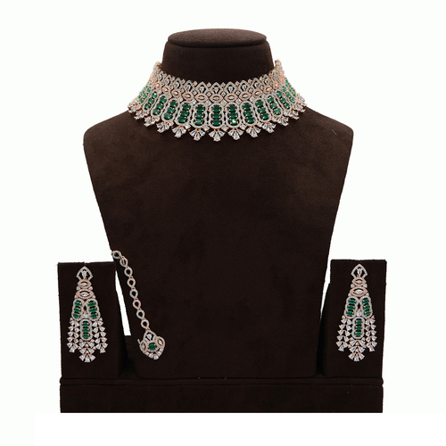 American Diamond Necklace With Maang Tikka Emerald