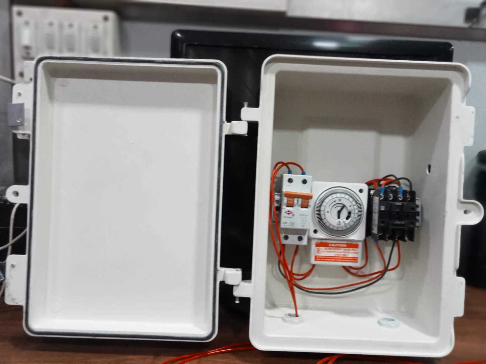 White Timmer Box