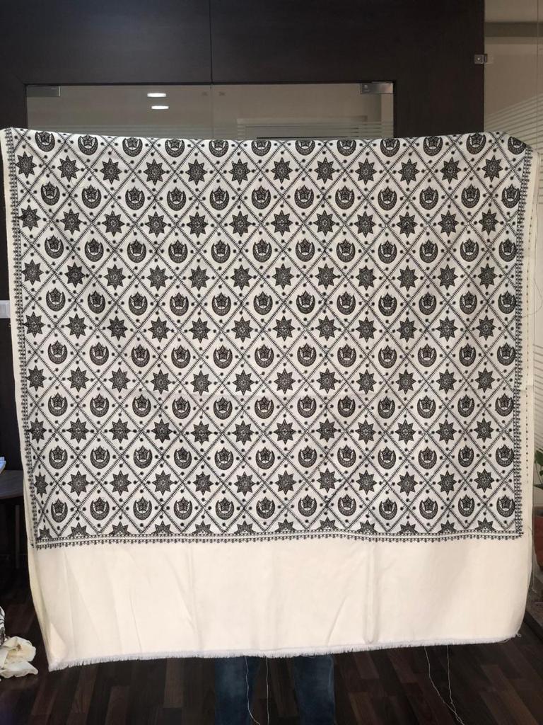 Gola Jaal Kashmiri Shawl
