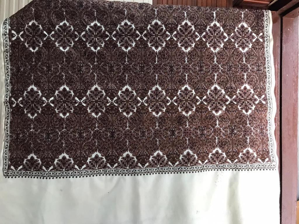 Gola Jaal Kashmiri Shawl