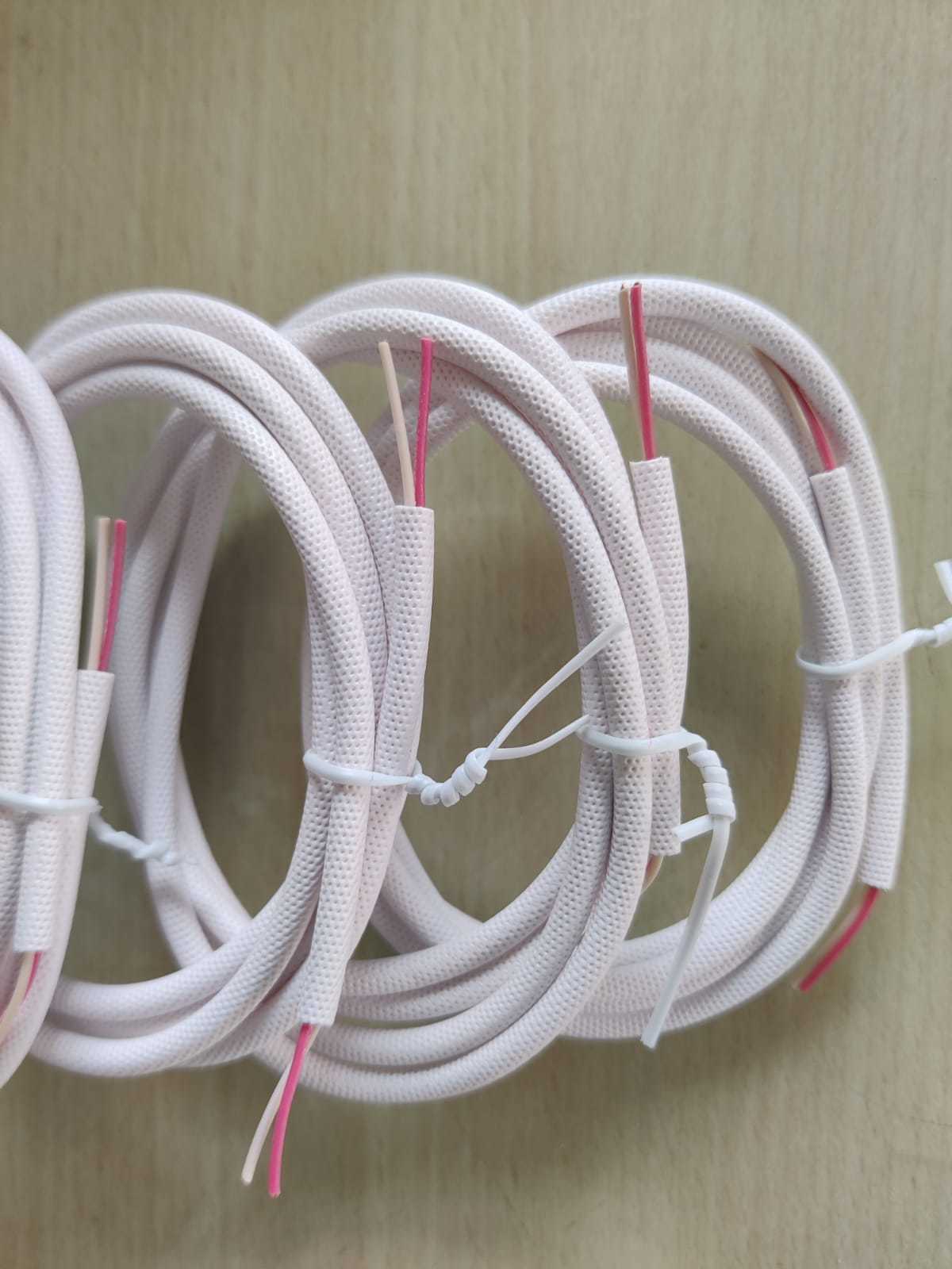 2 Core Round Wire - Copper & Pvc, 1-2.5 Amp Rated Current, 250v Rated Voltage, 50/60hz Frequency, Custom Size Options