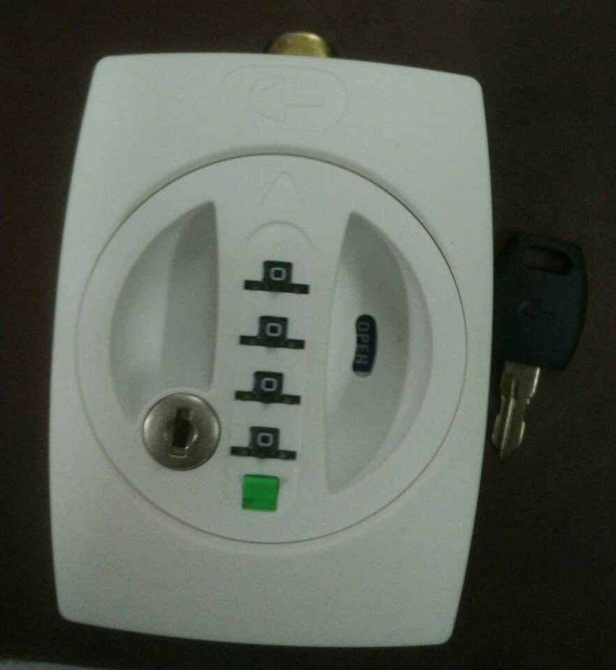 कैबिनेट संयोजन ताला
