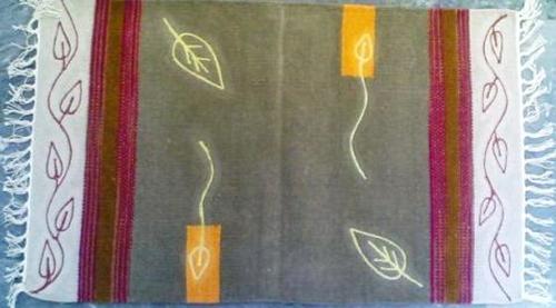 टेक्सचर्ड रग्स/रूम रग्स/बाथरूम रग्स/असॉर्टेड रग्स बैक मटीरियल: एंटी-स्लिप लेटेक्स