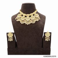 Kundan Necklace Set With Pearl Hangings