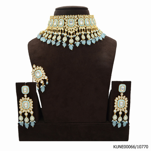 Kundan Necklace Choker With Mang Tikkka And Mint Blue Meenakari Work