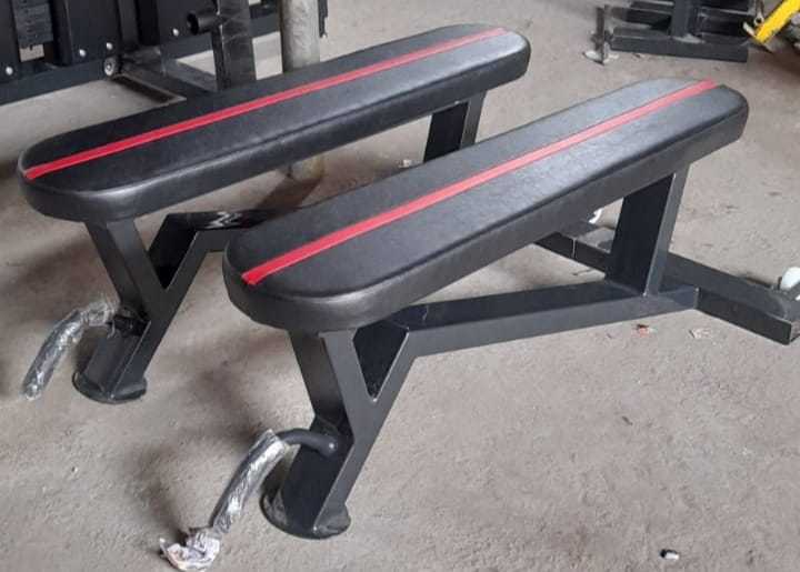 Simple Gym Bench Application: Gain Strength