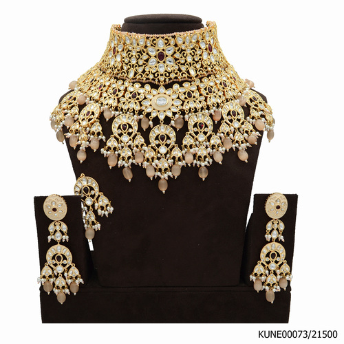 Kundan Necklace Set