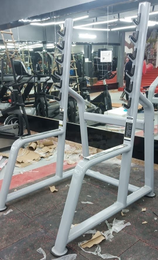 Gym Squat Rack Application: Endurance