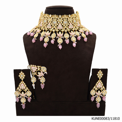 Kundan Necklace Set With Maang Tikka And Pink Beads, Meenakari Work