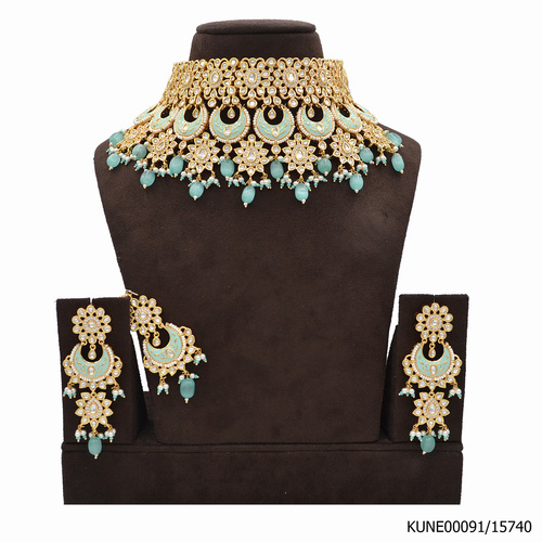 Kundan Necklace Set With Maang Tikka And Aqua Blue Beads, Meenakari Work