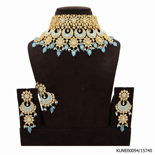 Kundan Necklace Set With Maang Tikka And Aqua Blue Beads, Meenakari Work