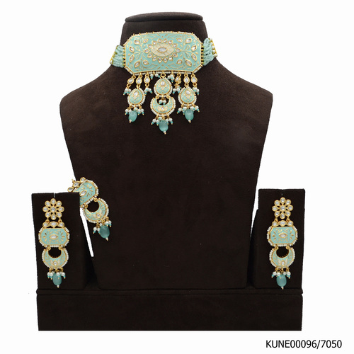 Kundan Necklace Choker With Mang Tikka And Aqua Green Beads, Meenakari