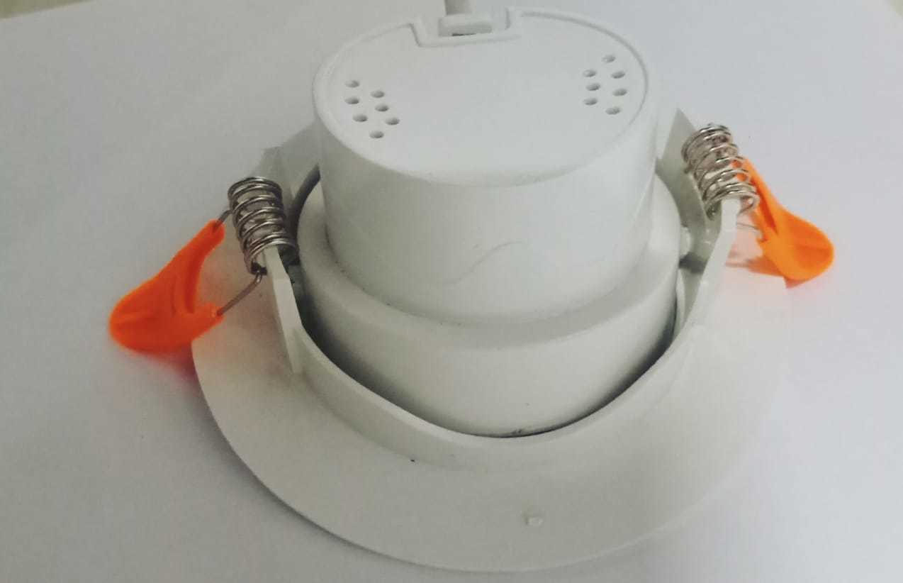 Cob Light - 8w Round Led, 2.5-4 Inch Size | Indoor Lighting, Moveable Can, Available In All Colors, Power Factor 0.95
