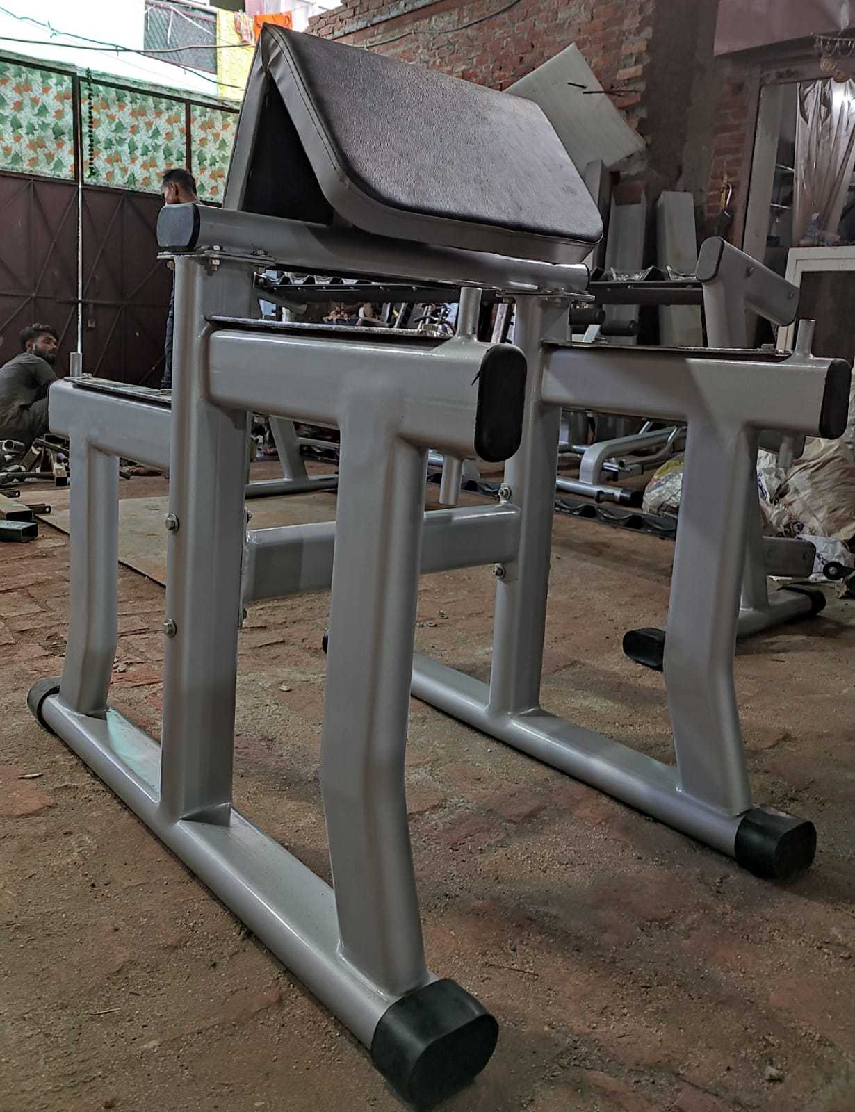 Preacher Curl Bench Application: Endurance