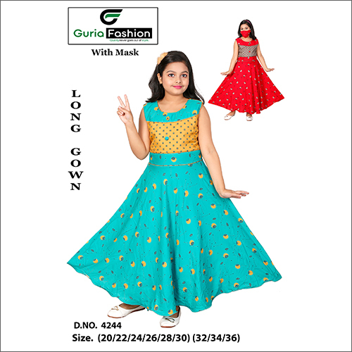 मास्क एज ग्रुप के साथ स्टाइलिश लॉन्ग गाउन: बच्चे