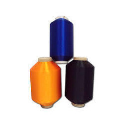 रंगे हुए धागे