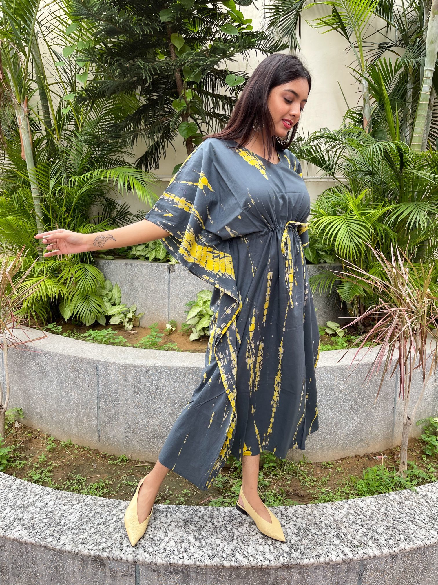 Shibori Printed Kaftan Length: 52 Inch (In)