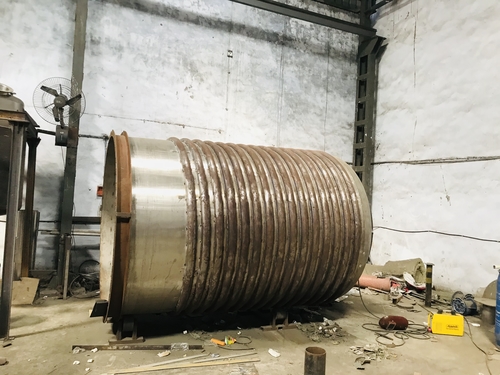 लिम्पेट कॉइल वेसल क्षमता: लीटर/दिन से 50 लीटर ऊपर