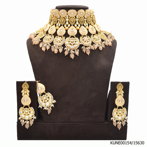 Kundan Necklace Set With Maang Tikka And Brown beads Meenakari Work