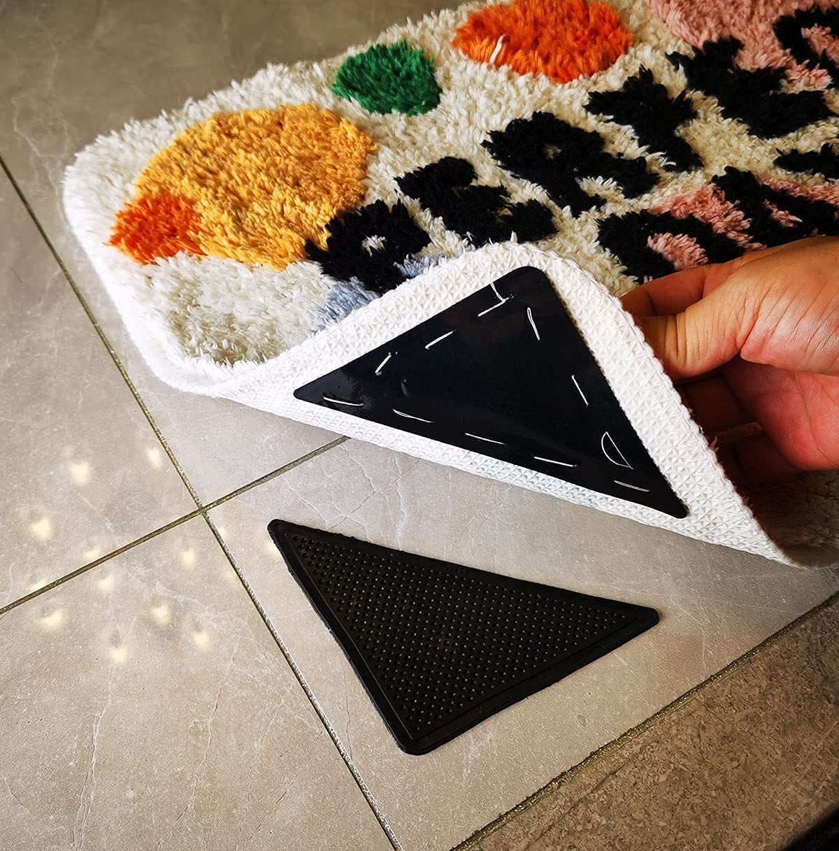 Carpet Anti Slip Mat Reusable Carpet Corner Non Slip Gripper Rug Gripper