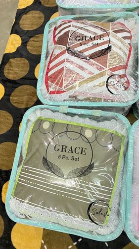 क्रेता की आवश्यकता के अनुसार ग्लेस कॉटन बेडशीट/प्रिंटेड बेडशीट