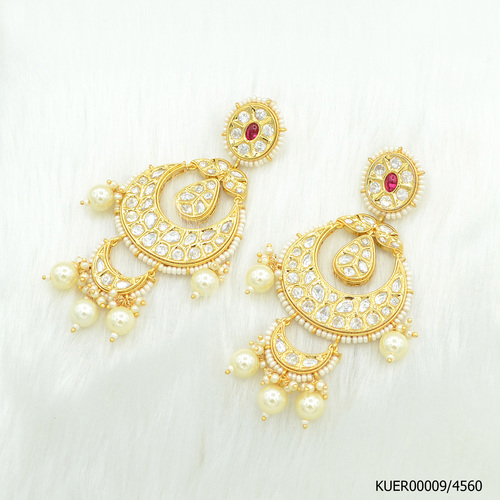 मिंट ग्रे मिना वर्क और पर्ल हैंगिंग के साथ कुंदन ईयररिंग