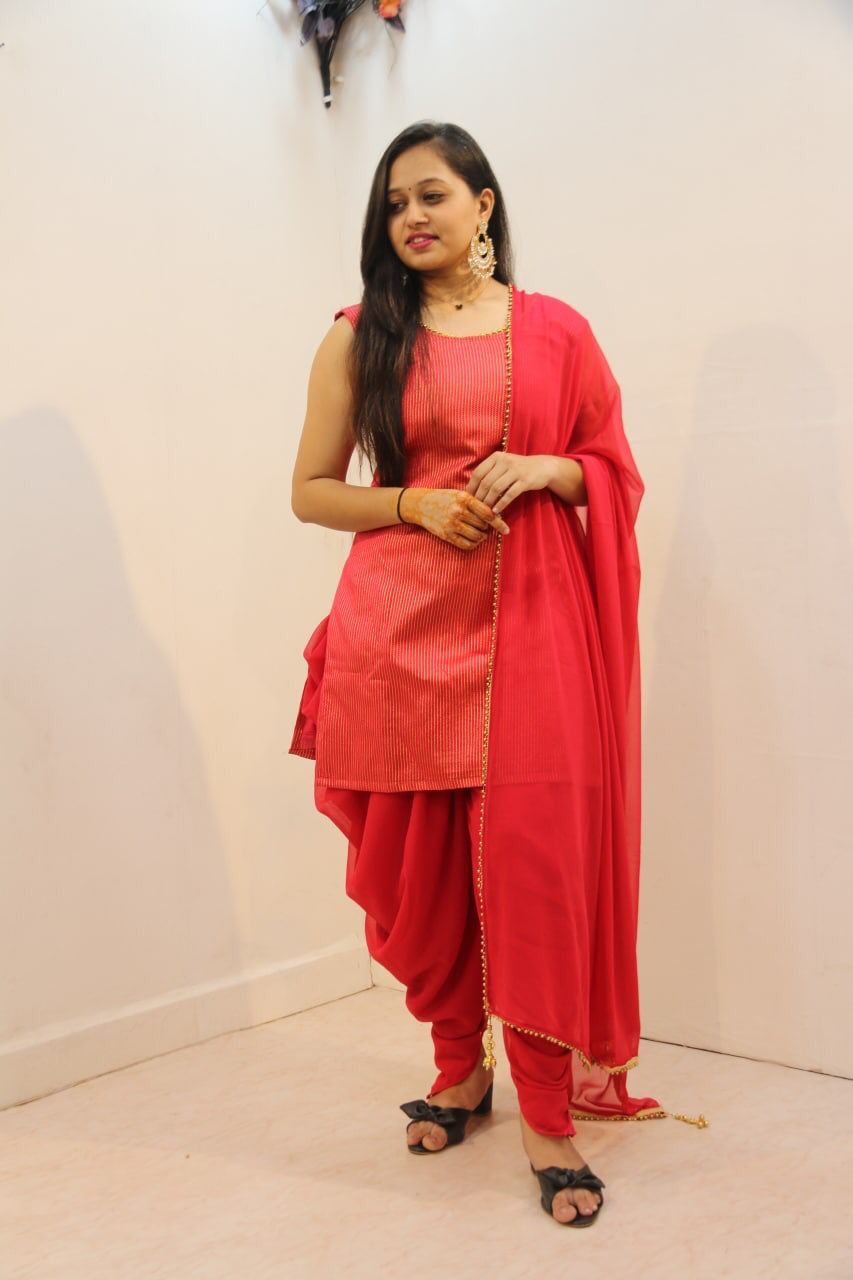 Designer Dress Collection Size: Extra Large