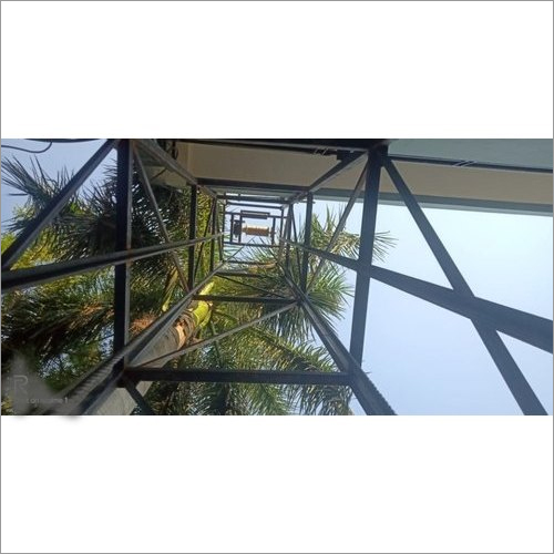 Commercial Goods Lifts - Load Capacity: 500 Kilograms (Kg)