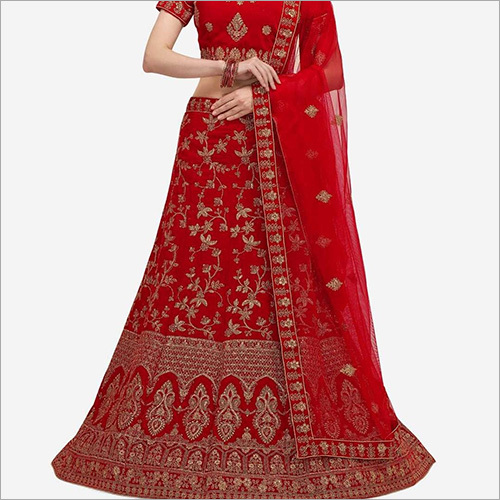 इंडियन मैरून कलर मल्टी ज़ारा एम्ब्रॉयडर्ड और स्टोन वर्क लहंगा चोली