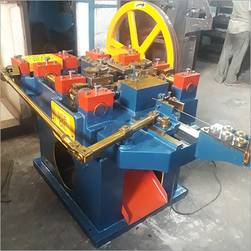 कील बनाने की मशीन