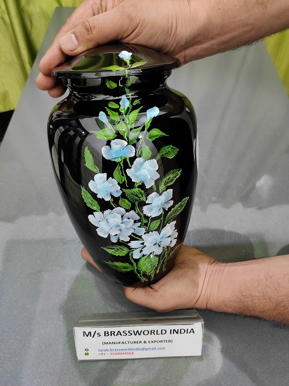 Aluminum Hand Painted Black Classic Urn And Memorial Cremation Urn Funeral Supplies