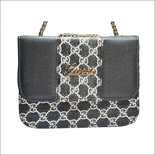 लेडीज़ शोल्डर चेन स्लिंग बैग