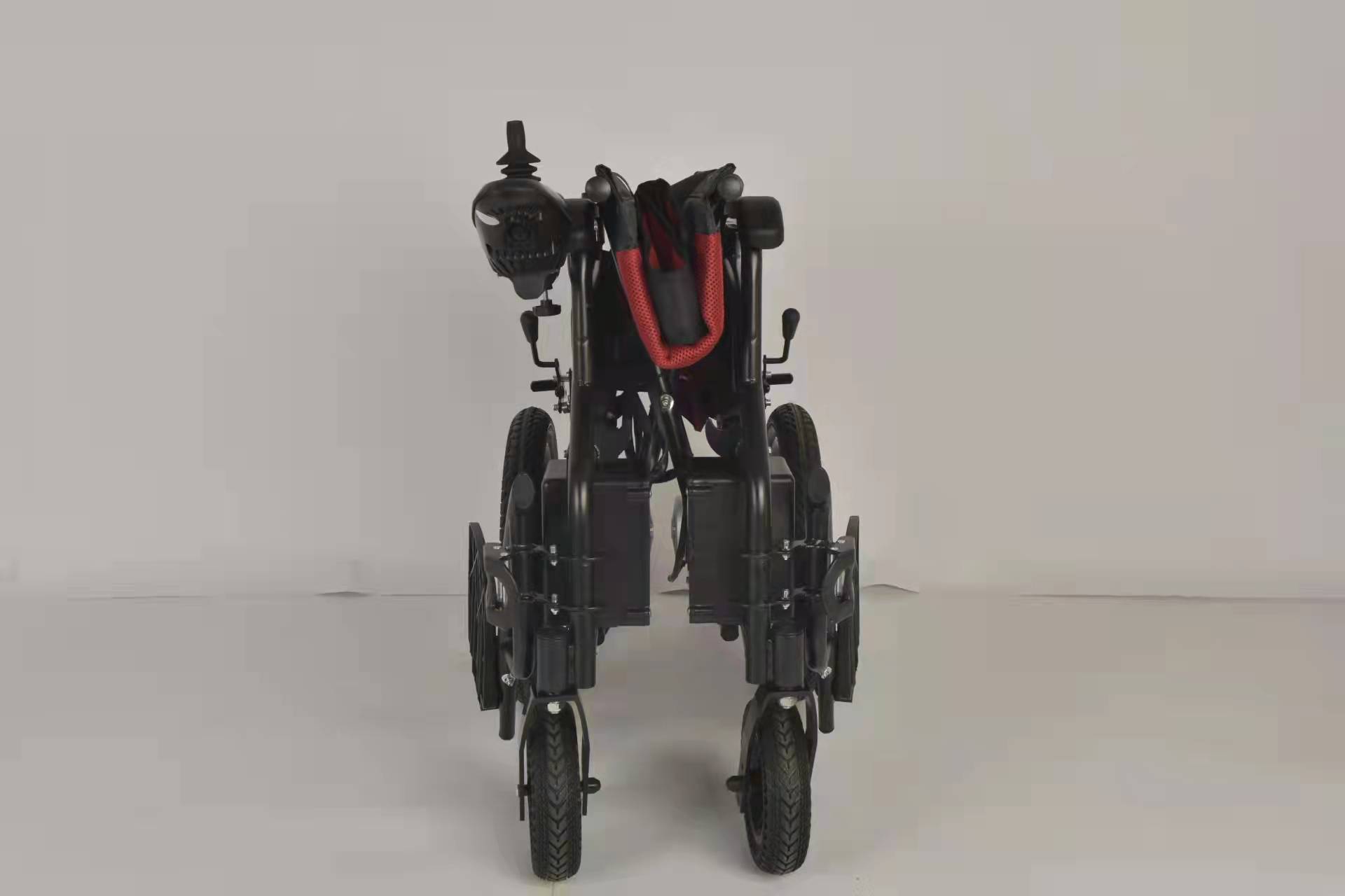 Celo-mb Motorised Wheel Chair Battery Life: 12 -36 Months