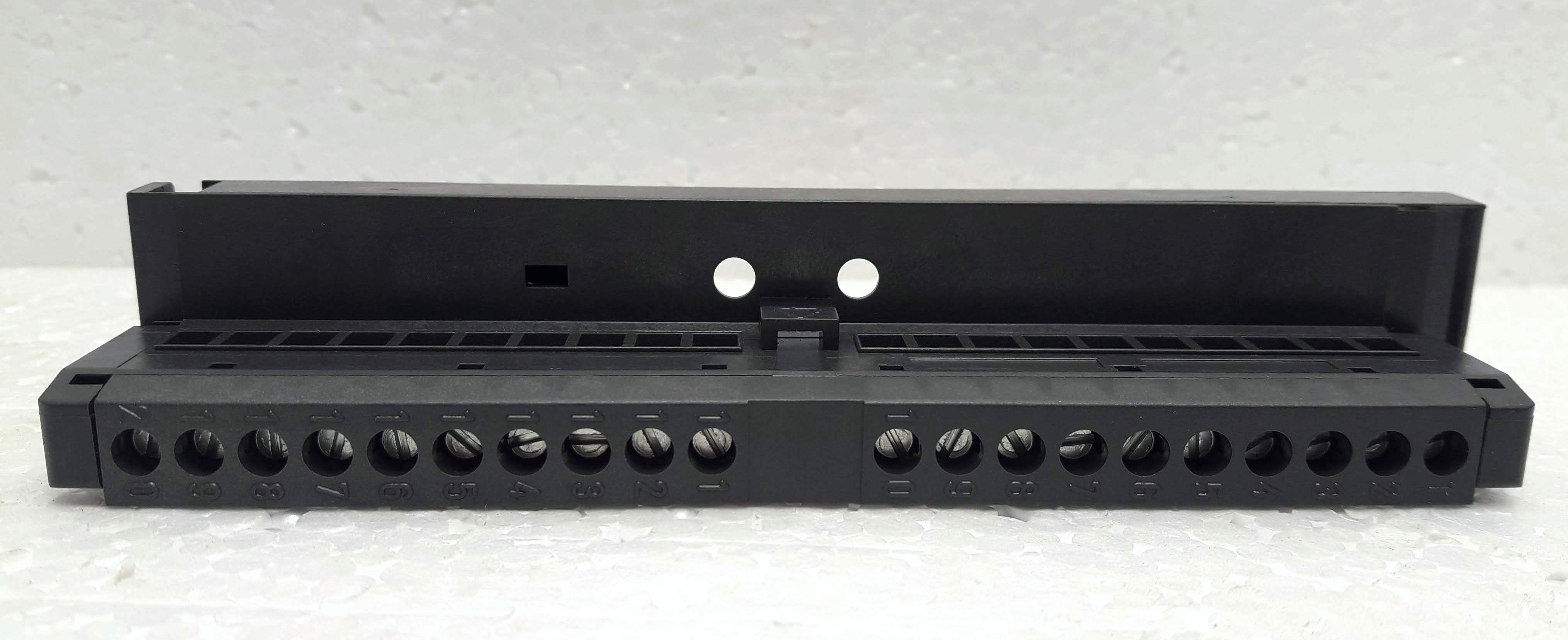Siemens 6es7 392-1am00-0aa0 Pin Connector