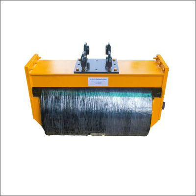 Automatic Slope Vibratory Compactor - Mild Steel, 1000 x 600 x 20 mm | 3 Phase 2800 sq ft/hour Capacity, Hydraulic Motor, Automatic Operation, 90-95 Density Result