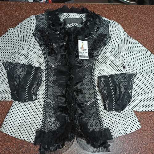 Imported Secondhand Onetime Used Ladies Fashion Sweaters - Color: Black White